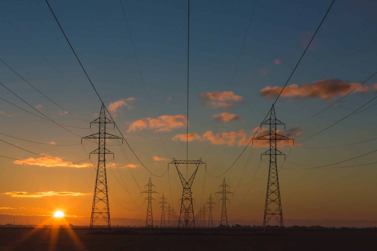 Why Is Electricity Transmitted At High Voltages Solved