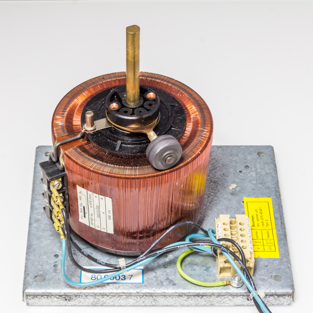 What is an autotransformer and how does it work? 5 Variable autotransformer